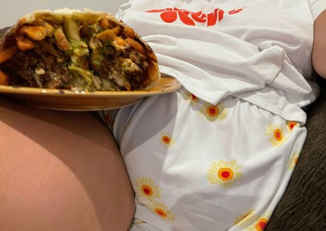 nadyabbw nudes model picture