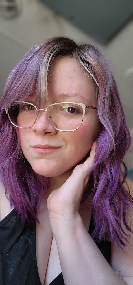 Geeky Kitten porn actress gallery