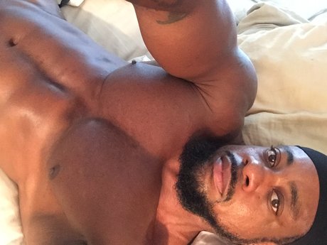 MystikalAtl art pornstar pictures