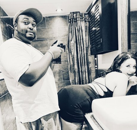 _Mr Max_ hd star picture