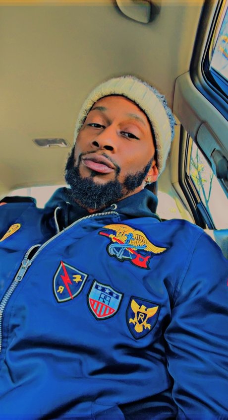 DatBoiTrae sex model picture