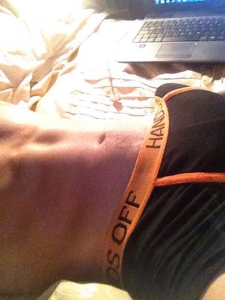 SoSo erotic actress picture