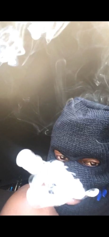 _Black model beautiful image