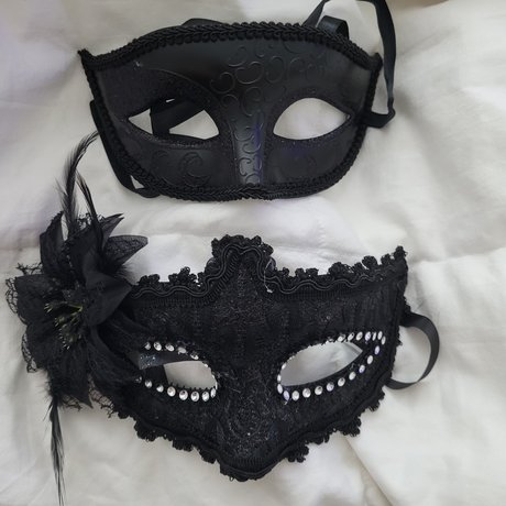 Couplejus xxx actress pics