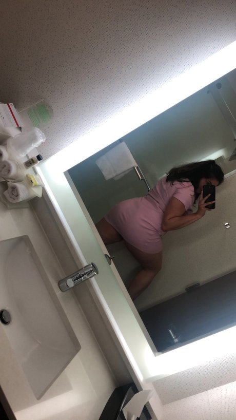 Isaaa pornstar adult pictures