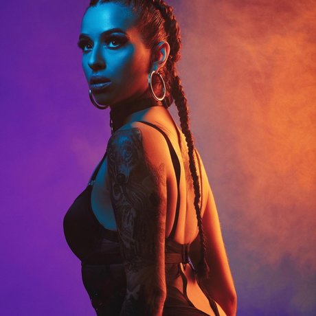 C Y P R I S K I S pornstar sexy photos