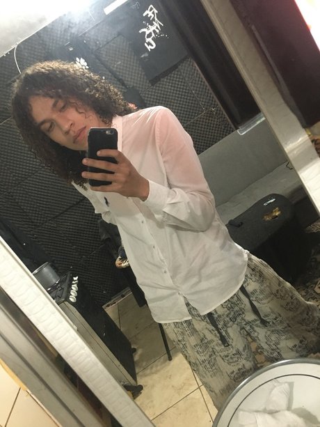 Anjinho da Turma pornstar gallery