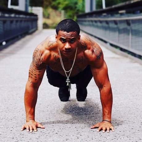 Hellrazor hot star picture