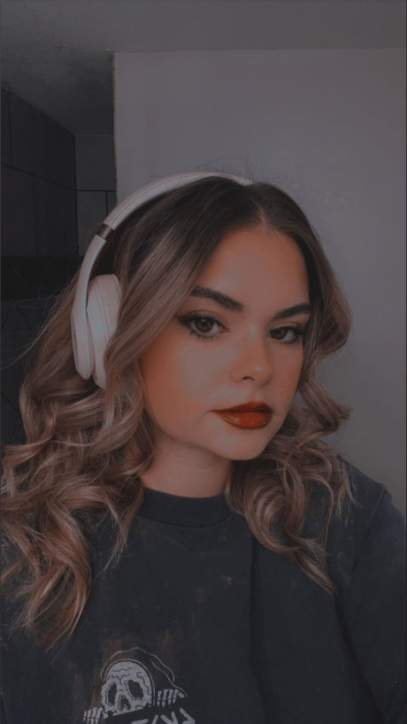 ASN star naked photo