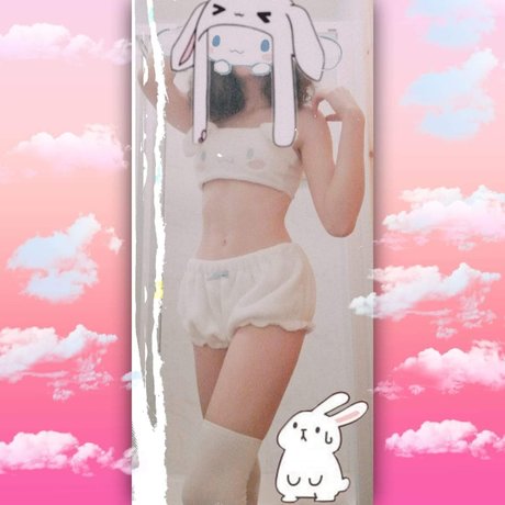 neurotica model exclusive img