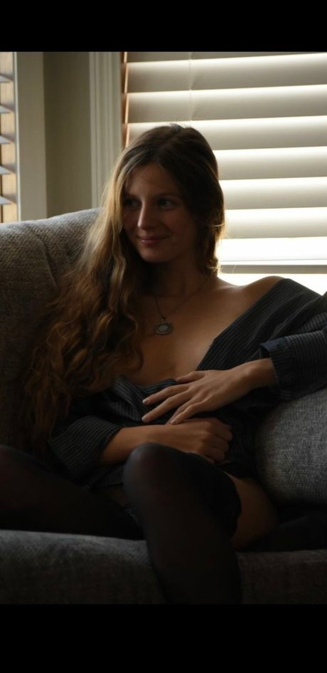 Allielicious model high quality img