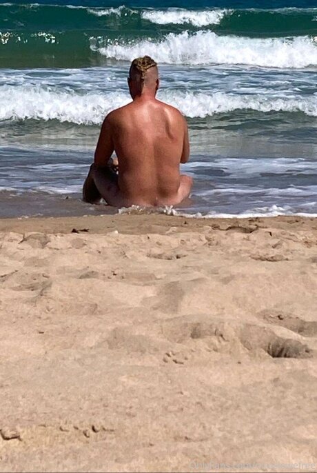 Nicos lowe nude model gallery