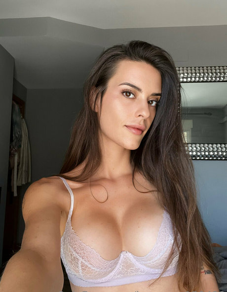 harmony150422 erotic star image