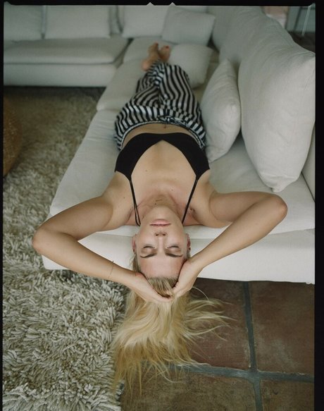 Busy Phillips xxx star picture