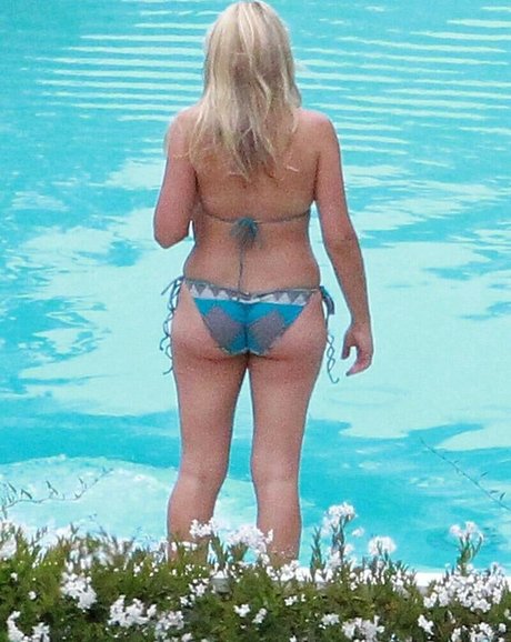 Busy Phillips thumbnail