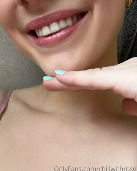 chillwithrose adult model gallery