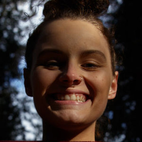 Nicoleshampoo model beautiful image