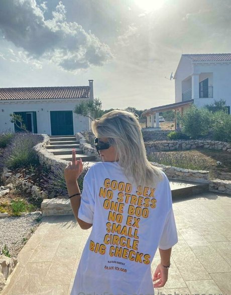 babyyzoeyy free model images