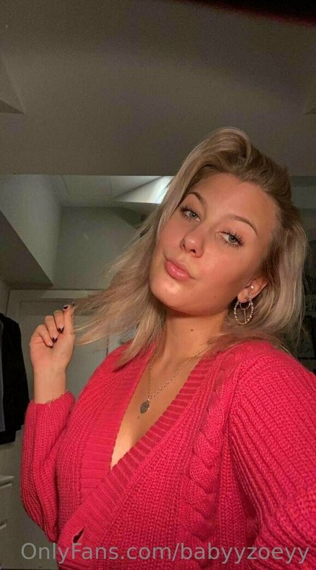 babyyzoeyy model art galleries