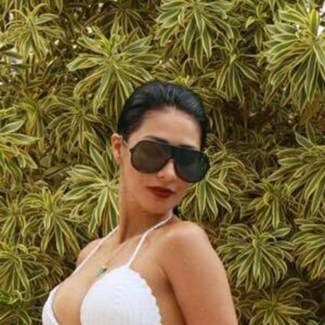 Simone E Simaria best model gallery