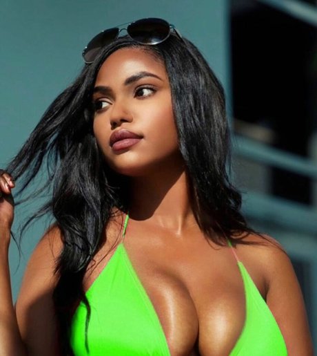 Sophia Cardinez pornstar nice photo