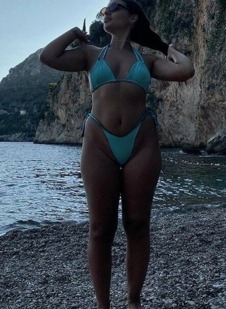 stepmom onlyfans adult picture