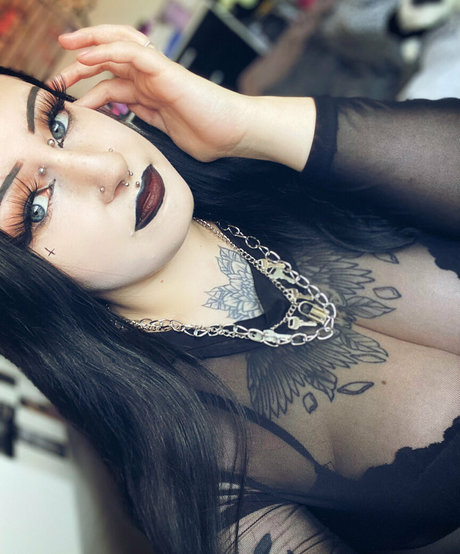 sxatansmistressfree hot star images