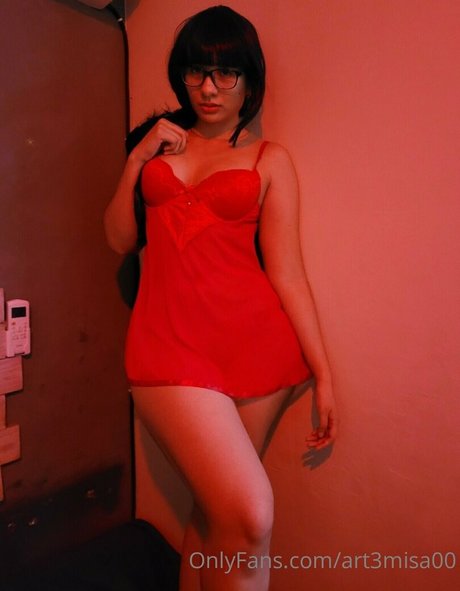 Art3misa00 star adult pics