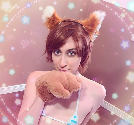 lukalutari model pic