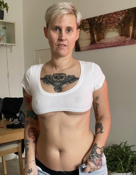 famez de nice actress pic