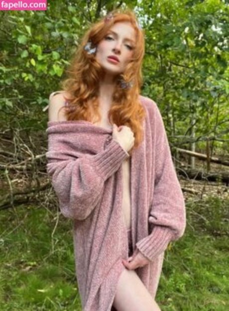 katierosecoloredglasses sexy star pictures