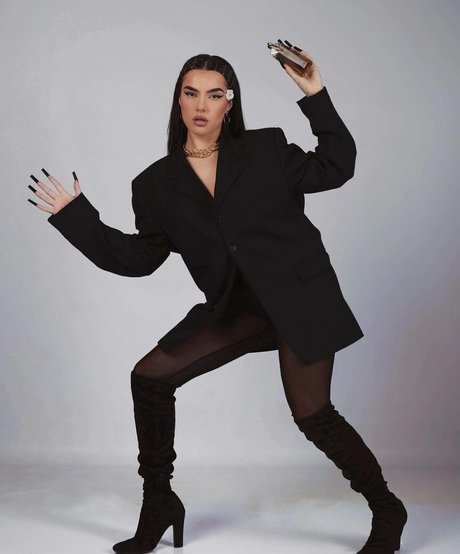 Marta Sango hot model gallery