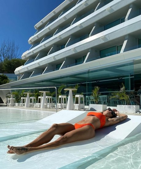 Lorena Castell hot pornstar img