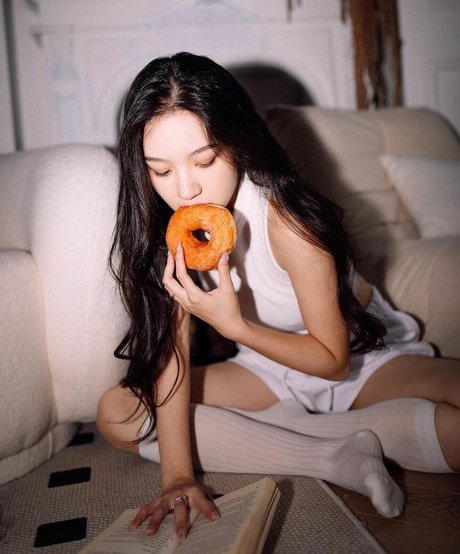 Helenhmy adult star galleries