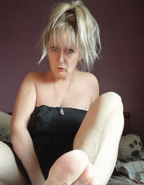 luz2200 adult star photos