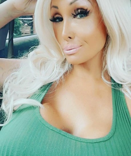 Kacey Diamonds sexy actress img