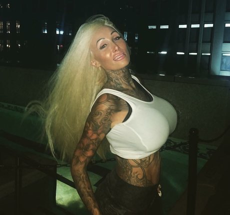 Kacey Diamonds model art images