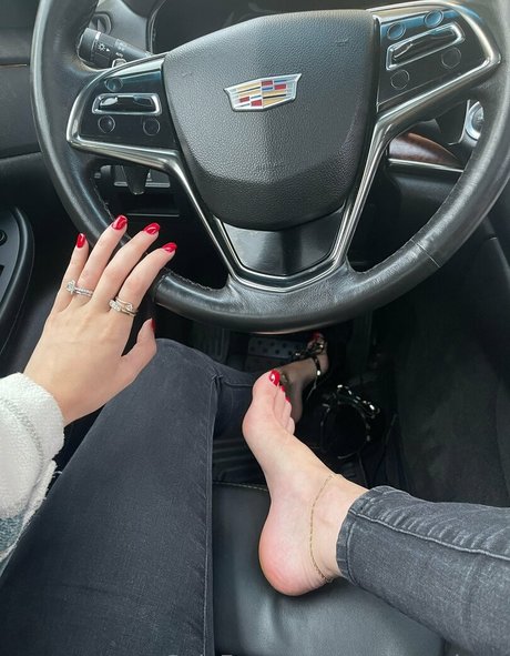 goddess kara pornstar nude img