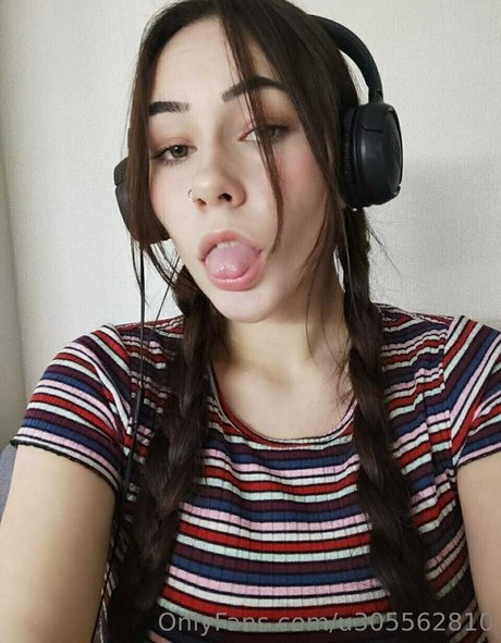 baby untouchable adult actress pictures