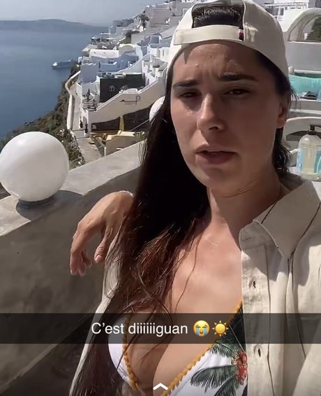 Laura Petard nudes star photo