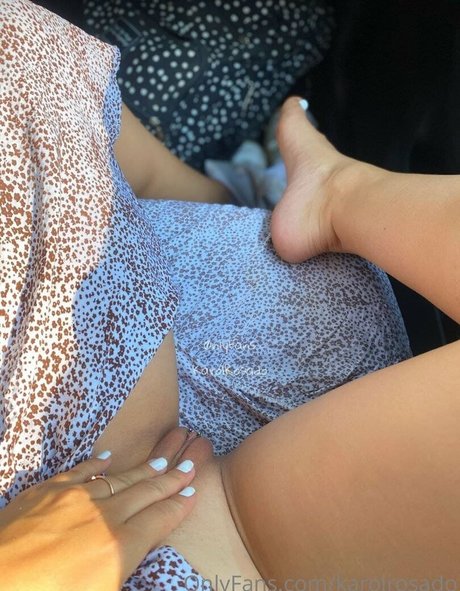 Karol Rosado beautiful model photo