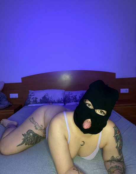 evvilmoon nudes actress images