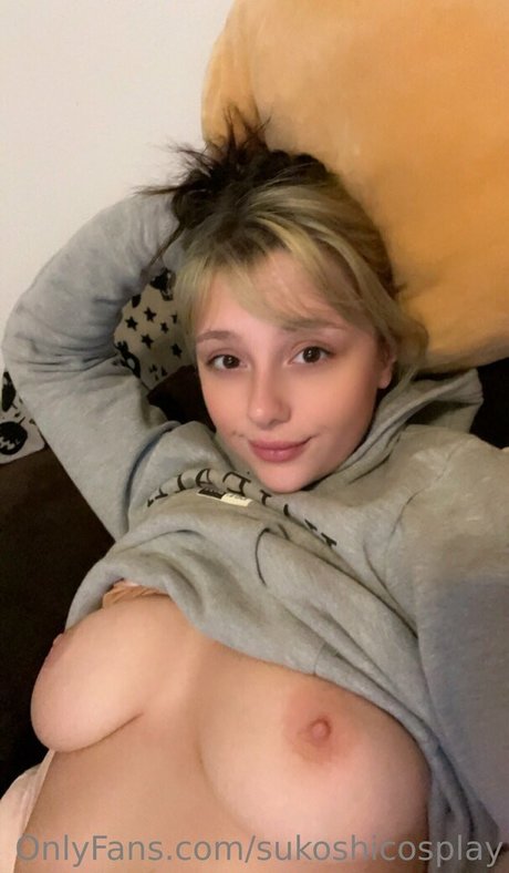 sukoshicosplay naked star photos
