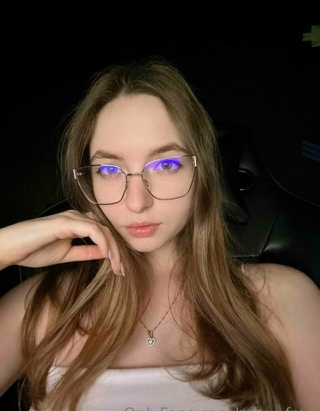 miyu free actress pictures