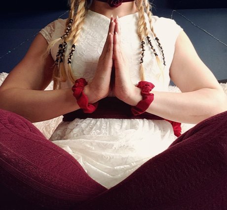 Rayray Sugarbutt star nude img