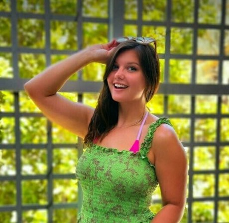 emilyjoneschatfree model high quality gallery