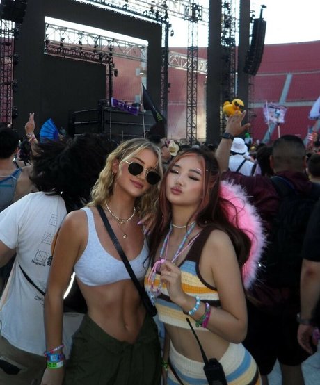 Annxhy adult actress pics