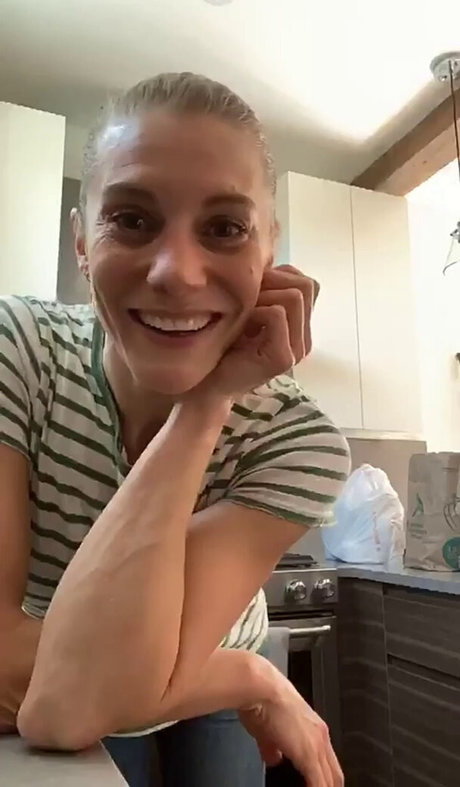 Katee Sackhoff pornstar exclusive pics