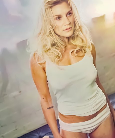 Katee Sackhoff model top image