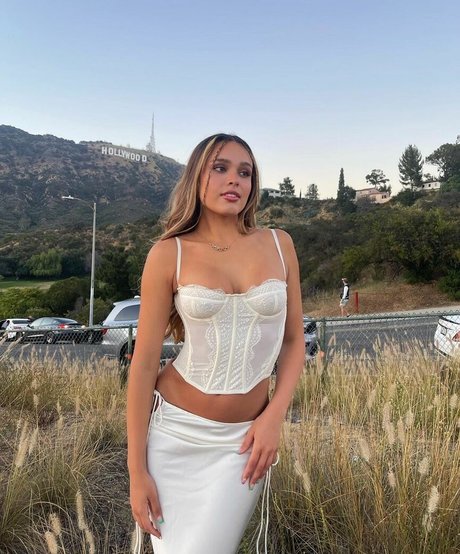 Kiana Stadler sexy star picture